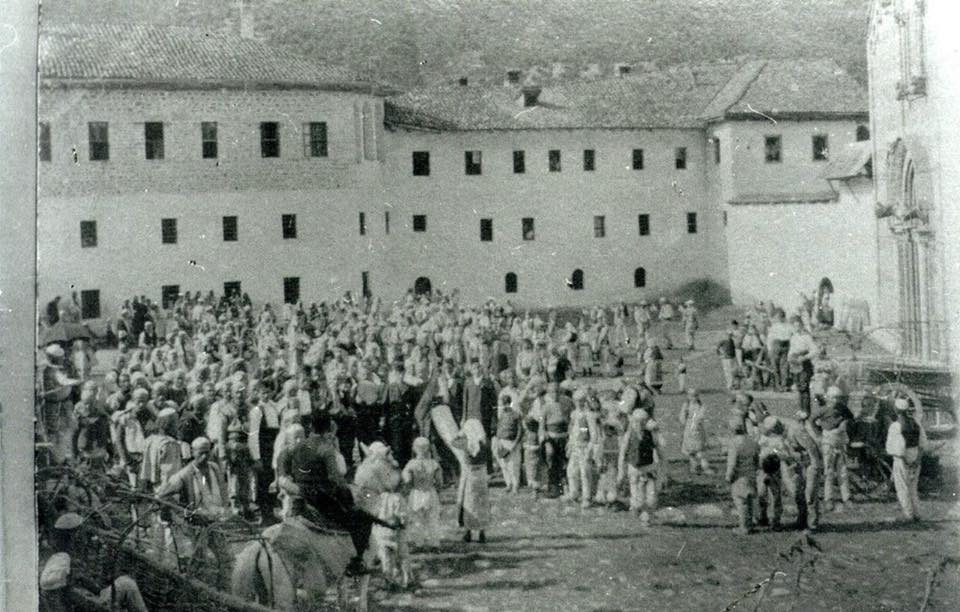 , A ka pasur shqiptarë në manastirin e Deçanit?