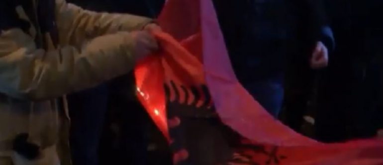 -digjet flamuri shqiptar-konica.al