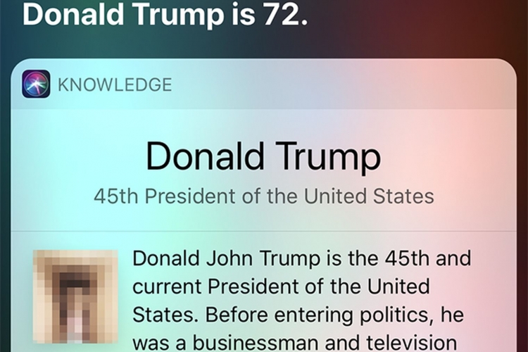 siri-donald trump-konica.al